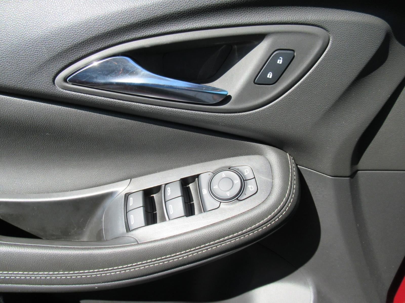 Used 2024 Buick Encore GX Preferred w/ Comfort Package FWD image 22
