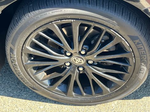 Used 2020 Toyota Camry SE FWD image 15