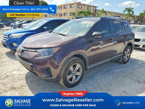 Used 2018 Toyota RAV4 LE FWD image 1