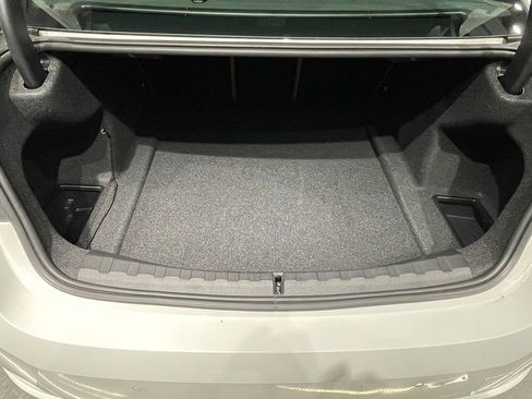 Used 2023 BMW 330i xDrive 330i xDrive w/ Convenience Package image 5