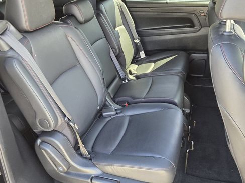 Certified 2024 Honda Odyssey Sport image 15