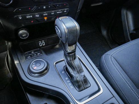 Used 2019 Ford Ranger XLT w/ Equipment Group 302A Luxury image 25