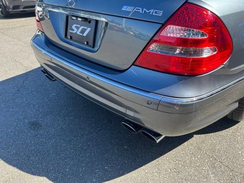 Used 2006 Mercedes-Benz E 55 AMG Sedan image 7