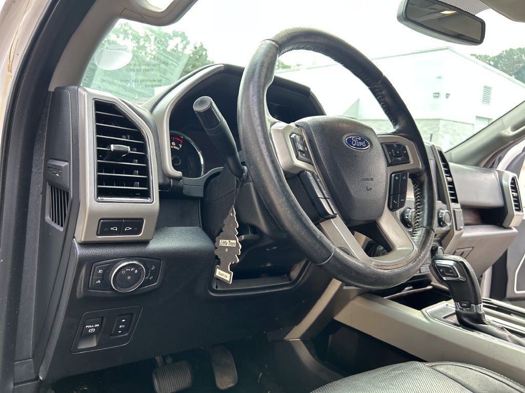Used 2018 Ford F150 Lariat RWD image 8
