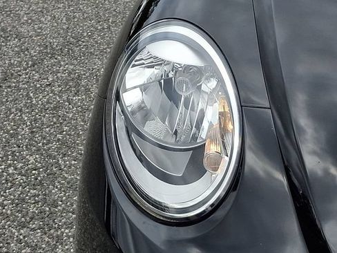 Used 2013 Volkswagen Beetle 2.5 FWD image 27