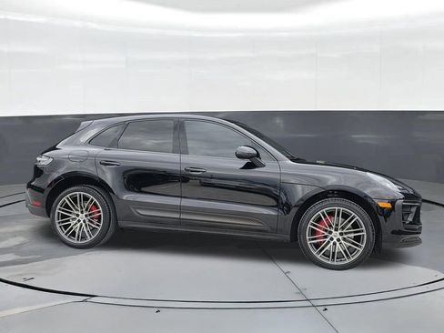 Certified 2023 Porsche Macan S AWD/4WD image 8