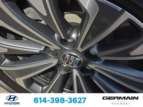 Used 2024 Buick Envision Preferred AWD/4WD image 13