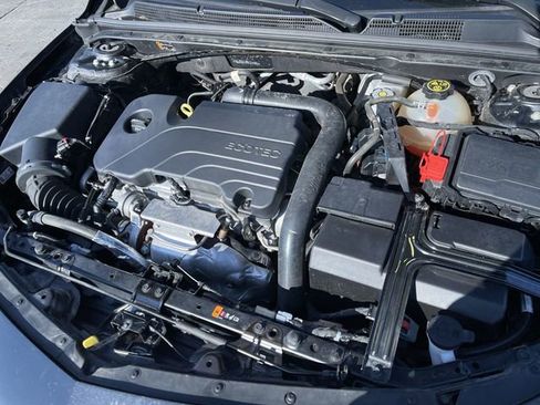 Used 2022 Chevrolet Malibu LT image 29