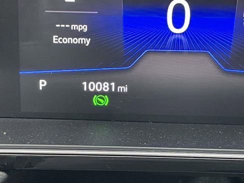 Used 2025 Volkswagen Jetta S image 37