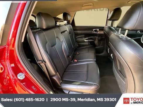 Used 2021 Kia Sorento S image 20