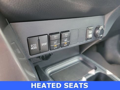 Used 2018 Toyota RAV4 SE w/ Power Extra Value Package image 35