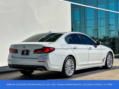 Used 2021 BMW 530i w/ Convenience Package image 4