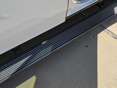 New 2026 Jeep Grand Wagoneer L Summit AWD/4WD image 7