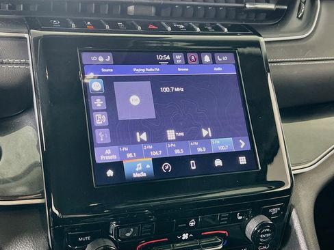 Used 2023 Jeep Grand Cherokee Laredo w/ Luxury Tech Group I image 14