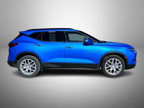 Used 2025 Chevrolet Blazer LT w/ Sound & Technology Package image 4