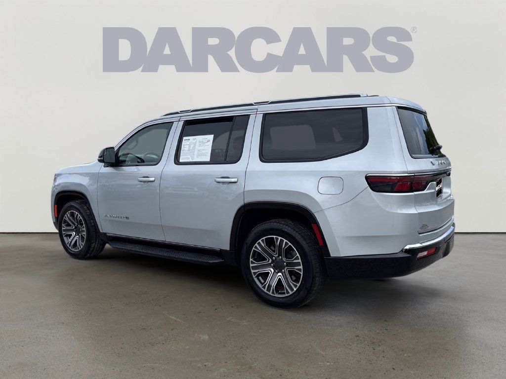 Used 2024 Jeep Wagoneer Series II AWD/4WD image 5
