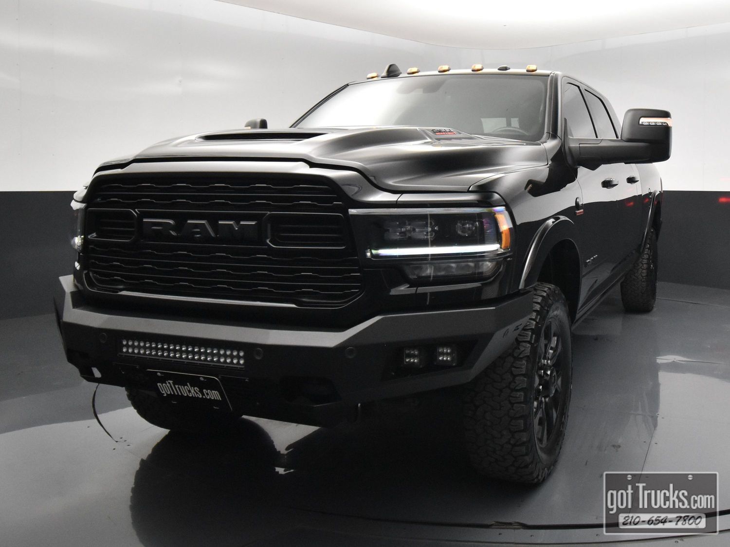 Used 2024 RAM 2500 Limited AWD/4WD image 50