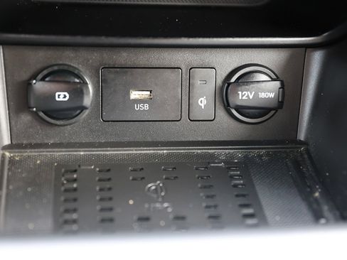 Used 2023 Hyundai Kona Limited image 28