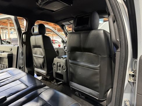 Used 2015 Ford F250 Lariat image 27