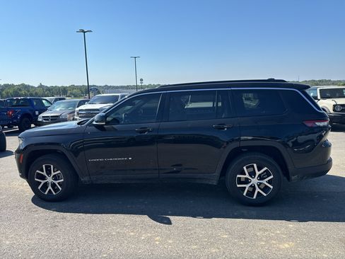 Used 2024 Jeep Grand Cherokee L Limited w/ Trailer Tow Package AWD/4WD image 8
