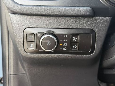 Certified 2025 Ford Escape ST-Line Select w/ Tech Pack #2 AWD/4WD image 32