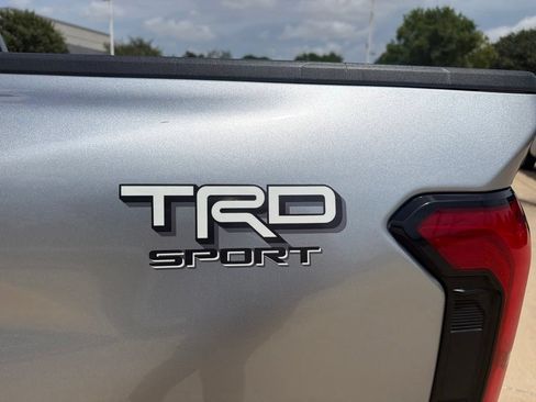 Used 2024 Toyota Tacoma TRD Sport RWD image 11
