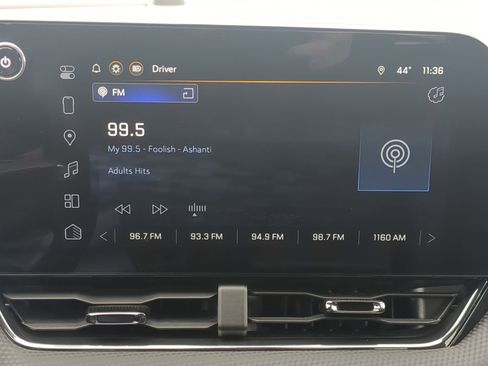 Used 2025 Chevrolet Equinox RS image 24