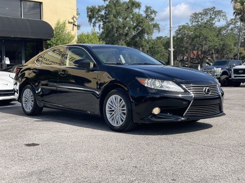 Used 2013 Lexus ES 350 w/ Luxury Pkg FWD image 11