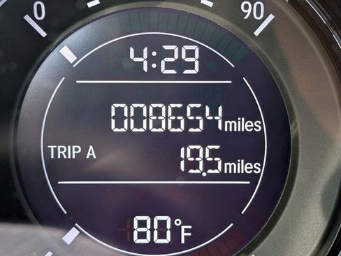 Used 2022 Honda HR-V LX image 11