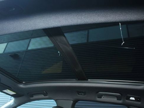 New 2026 Porsche Macan GTS image 24