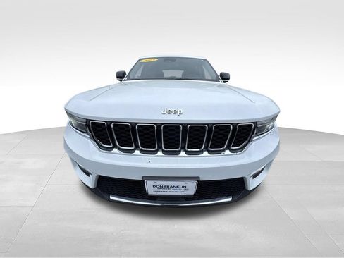 Used 2023 Jeep Grand Cherokee Limited AWD/4WD image 26