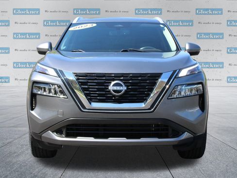 Used 2023 Nissan Rogue SL image 2