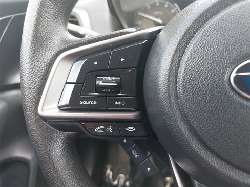 Used 2019 Subaru Crosstrek 2.0i w/ Eyesight System image 16