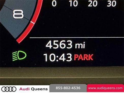 Certified 2025 Audi Q3 2.0T Premium Plus w/ Premium Plus Package image 35