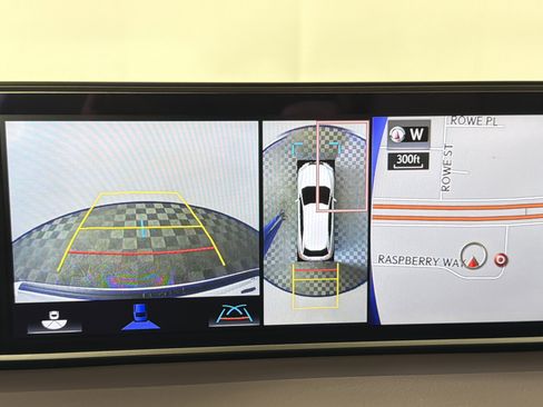 Used 2019 Lexus RX 450h AWD w/ Navigation Package image 18