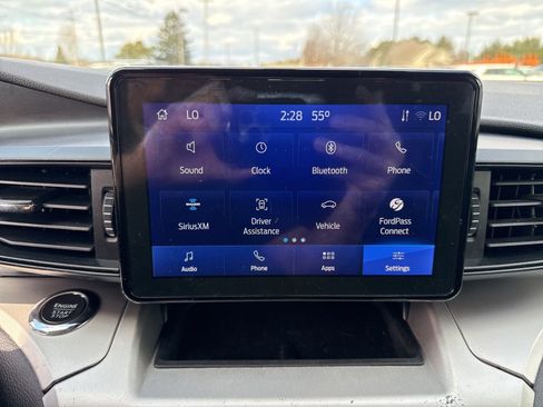 Used 2022 Ford Explorer XLT w/ Class IV Trailer Tow Package image 26