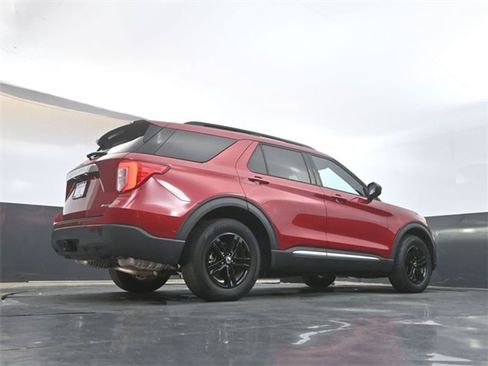 Used 2021 Ford Explorer XLT w/ Class III Trailer Tow Package image 36