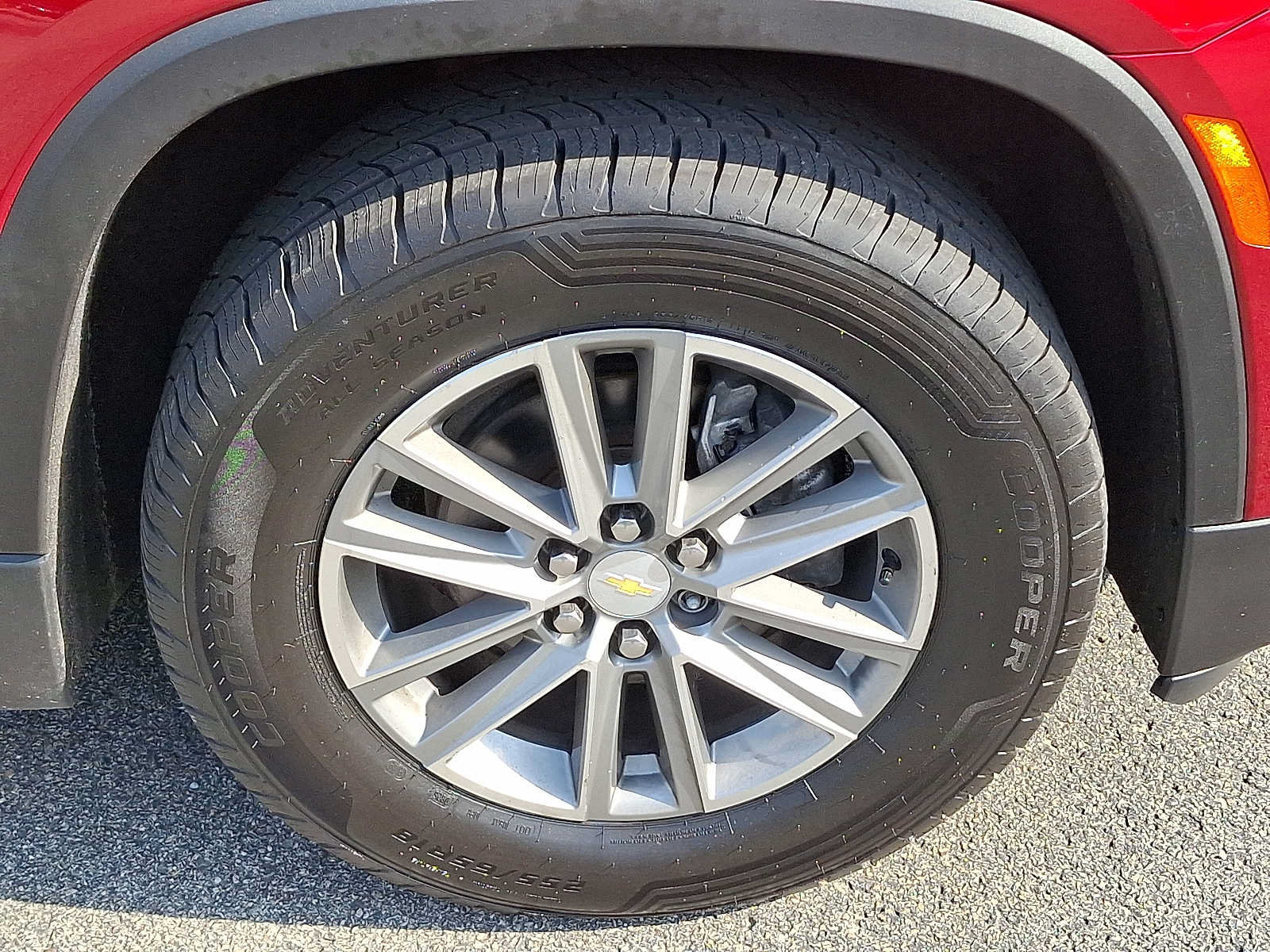 Used 2023 Chevrolet Traverse LT AWD/4WD image 8
