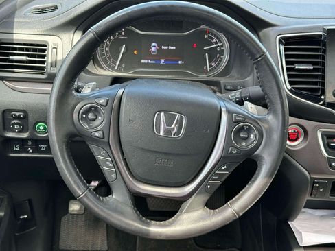 Certified 2023 Honda Ridgeline RTL image 11