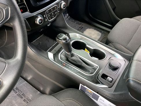 Used 2018 Chevrolet Traverse LS FWD image 15