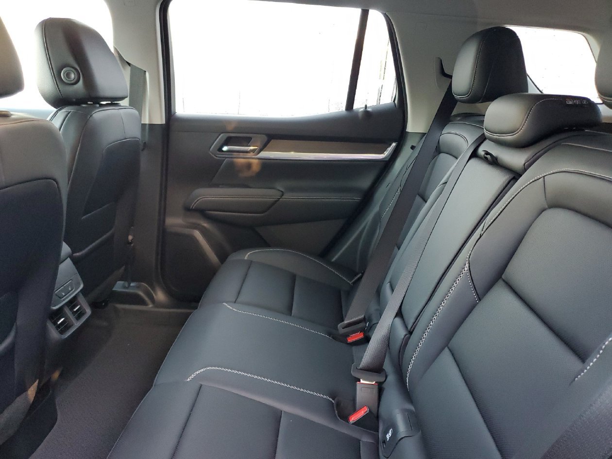 Used 2027 GMC Terrain Denali AWD/4WD image 10