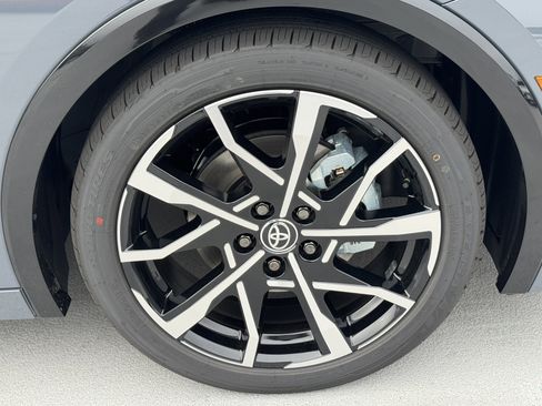 New 2026 Toyota Prius Plug-In Hybrid image 15