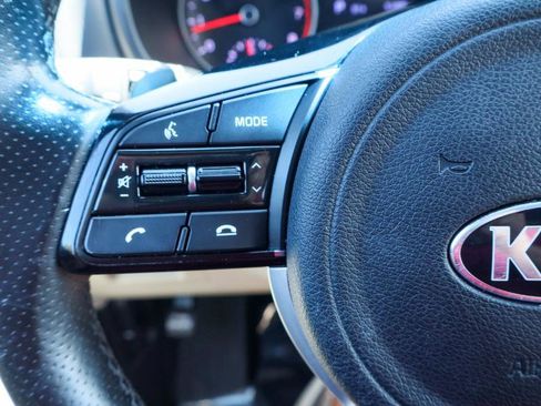 Used 2020 Kia Sportage S image 15