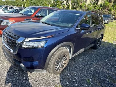 Used 2025 Nissan Pathfinder SV