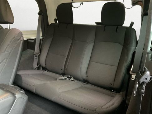 Used 2021 Jeep Wrangler Sport S image 9