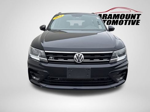 Used 2021 Volkswagen Tiguan SE R-Line image 2