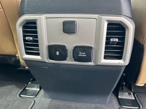 Certified 2022 Ford F350 Lariat w/ Lariat Value Package AWD/4WD image 21