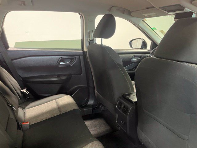 Used 2025 Nissan Rogue SV FWD image 14