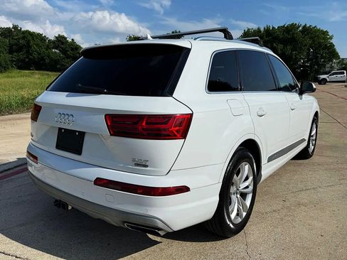Used 2017 Audi Q7 3.0T Premium AWD/4WD image 4