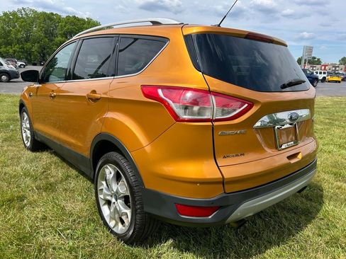 Used 2016 Ford Escape Titanium w/ Equipment Group 301A AWD/4WD image 7